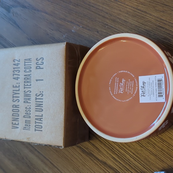 Small dog toys and ceramic bowl - Picture 6 of 6